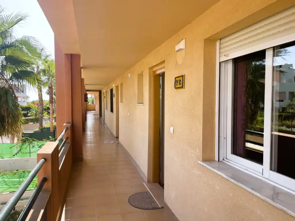 Apartment with pool for sale in Calle Islas Canarias (Res T1), imagen 3