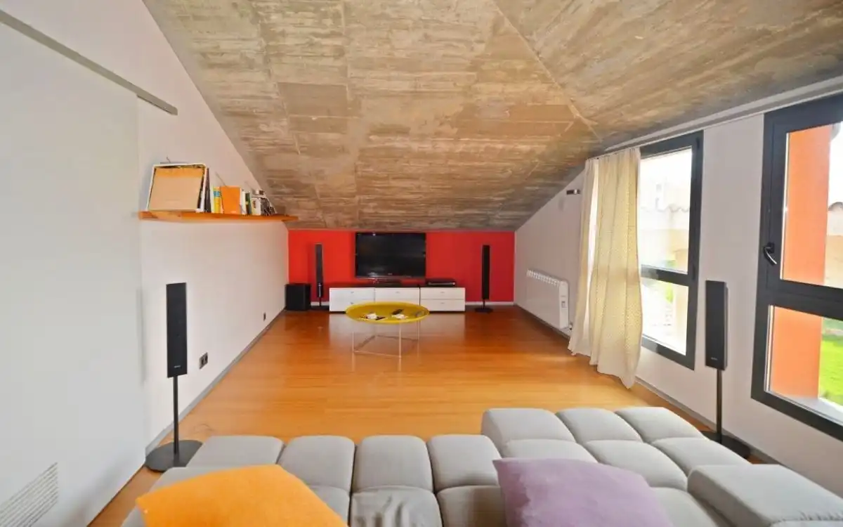 Living room of Attic for sale in Olot  with Air Conditioner, Heating and Terrace