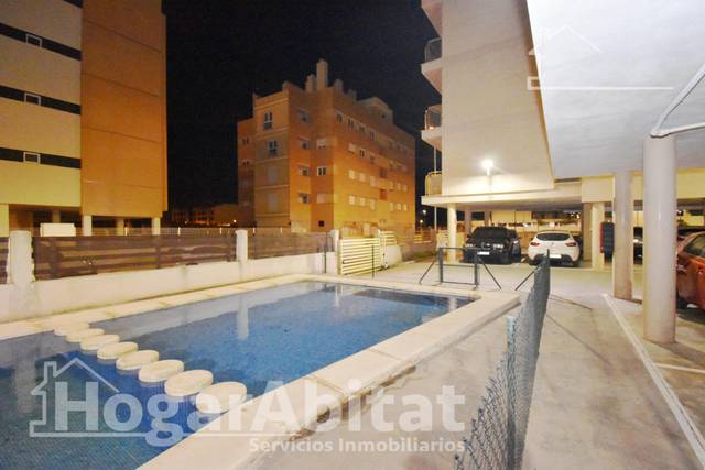 Piso en Venta en Avenida Nueve de Octubre en Les Boqueres - Santa Quiteria