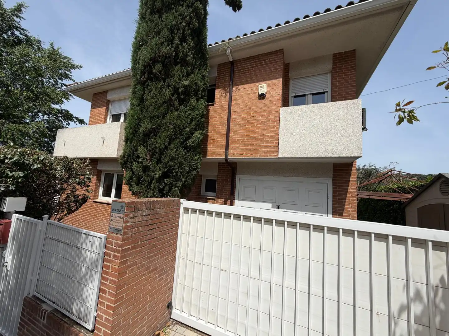 Vista exterior de Casa o chalet de alquiler en Las Rozas de Madrid con Aire acondicionado, Calefacción y Jardín privado