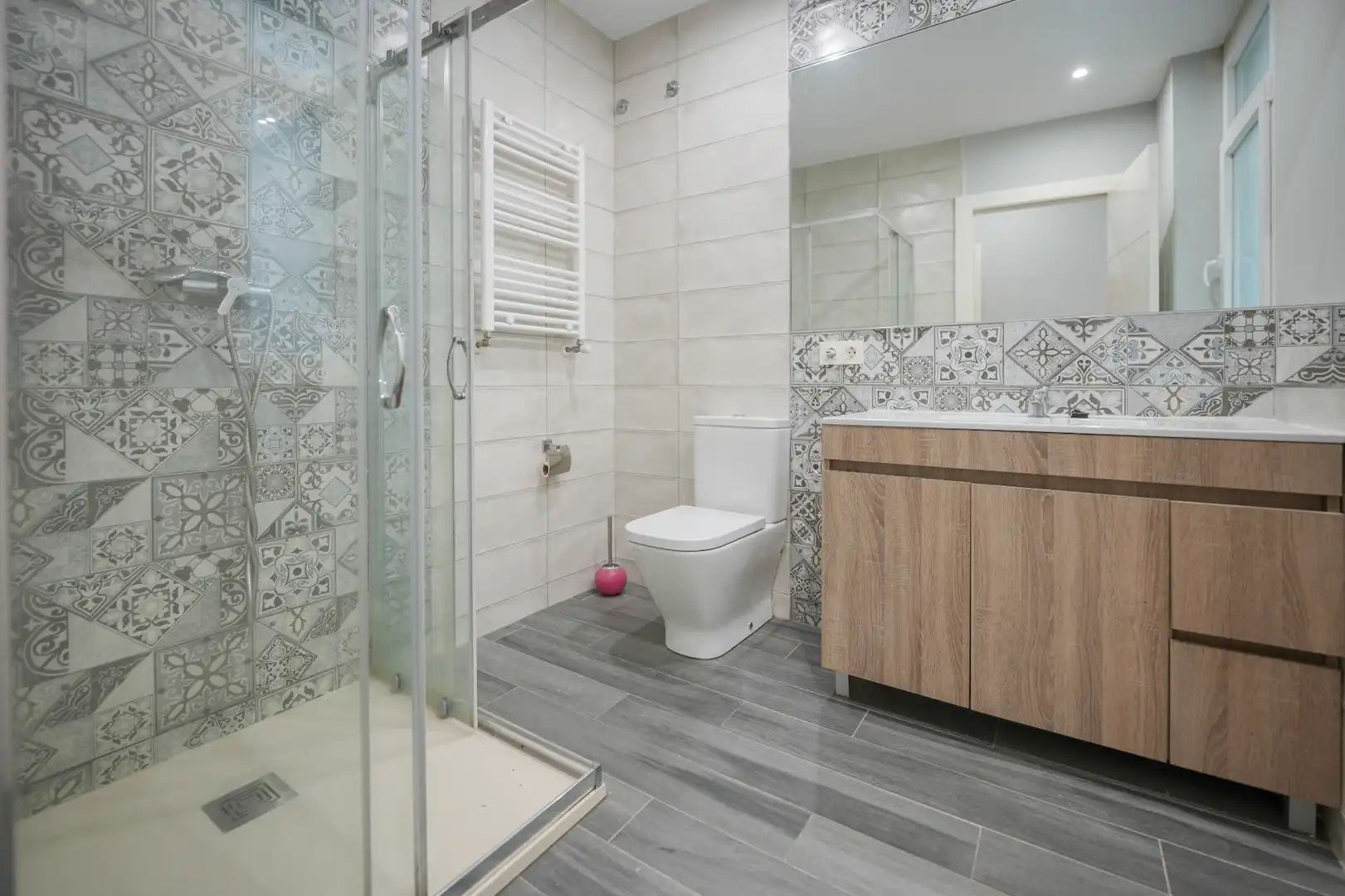 Badezimmer von Wohnung zum Verkauf in Valladolid mit Heizung, Parkett und Ofen