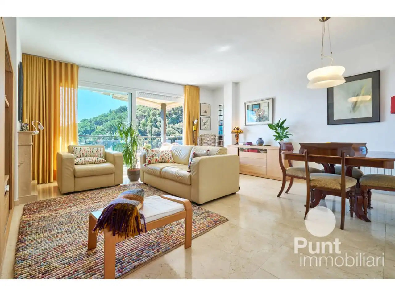 Casa adosada en venta