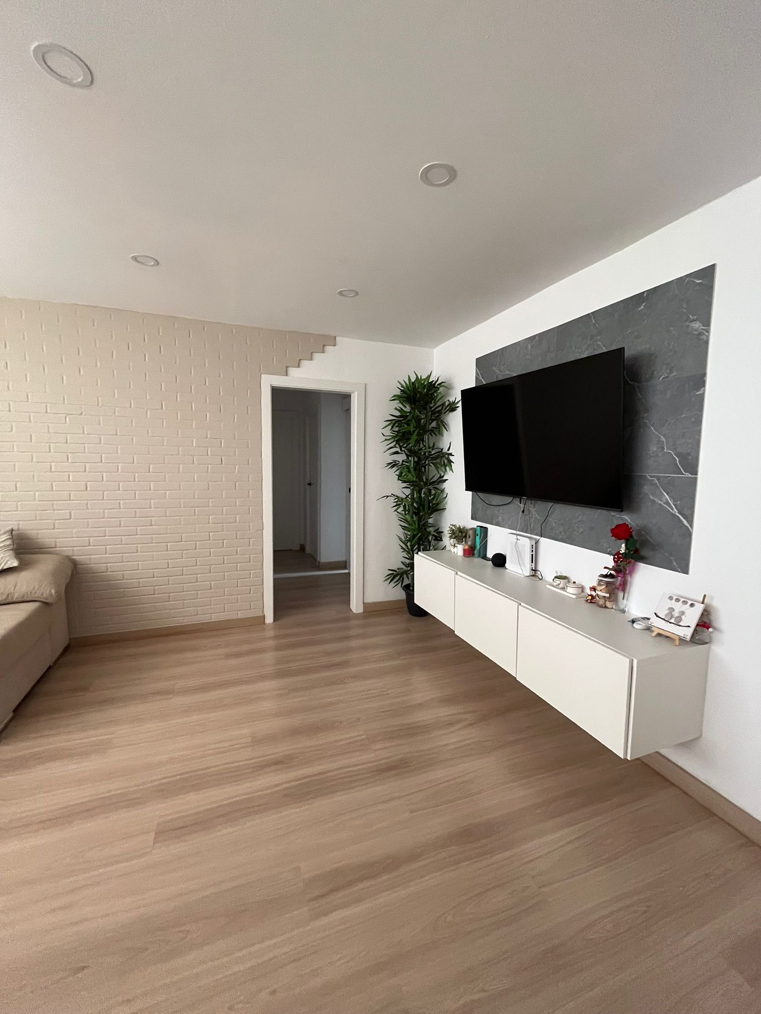 Living room of Flat for sale in Cornellà de Llobregat  with Air Conditioner