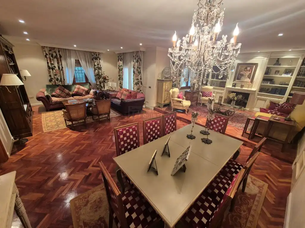 Casa en venta en Calle Villanueva