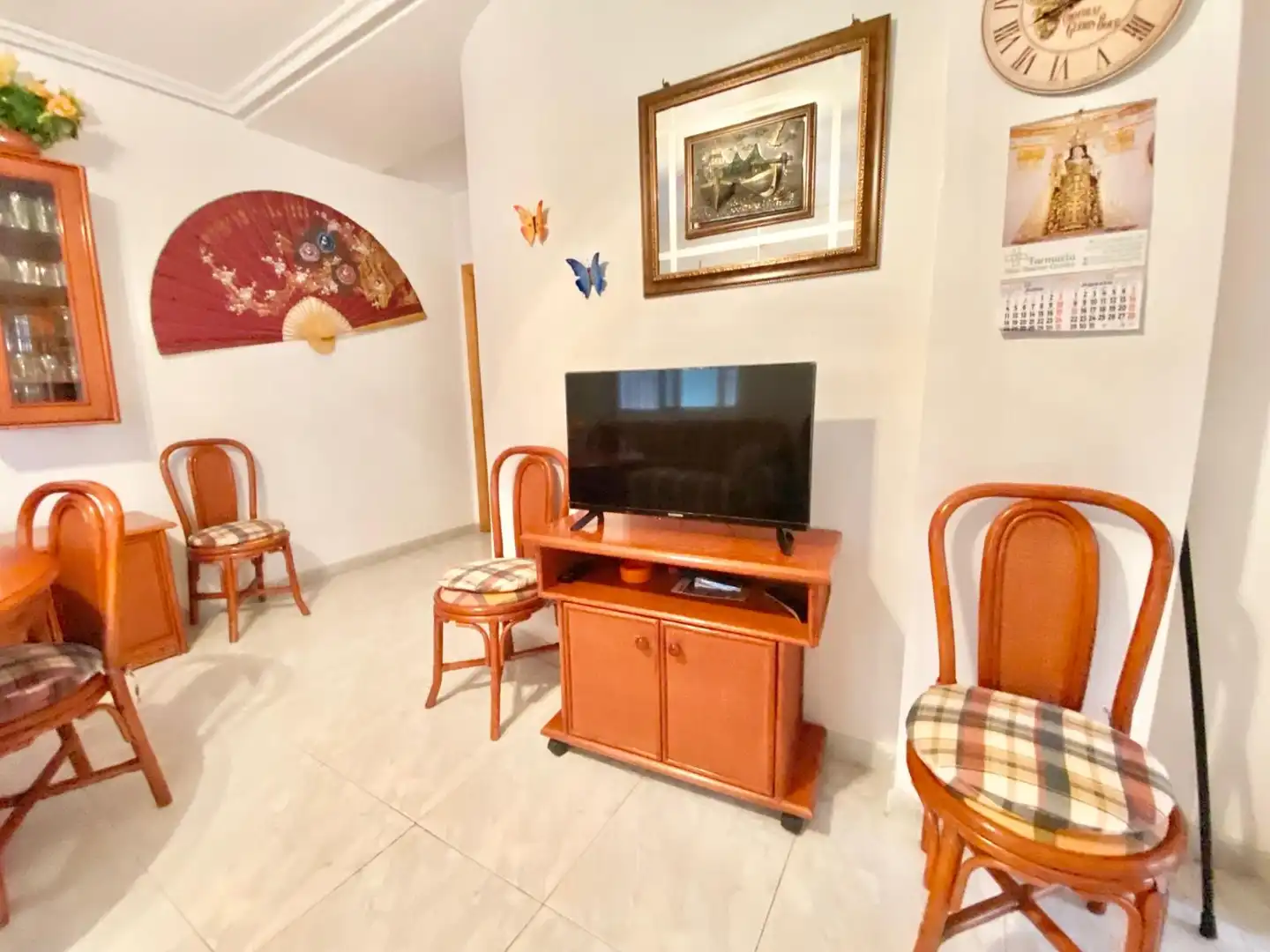 Sala d'estar de Planta baixa de lloguer en Torrevieja amb Calefacció, Moblat i Forn
