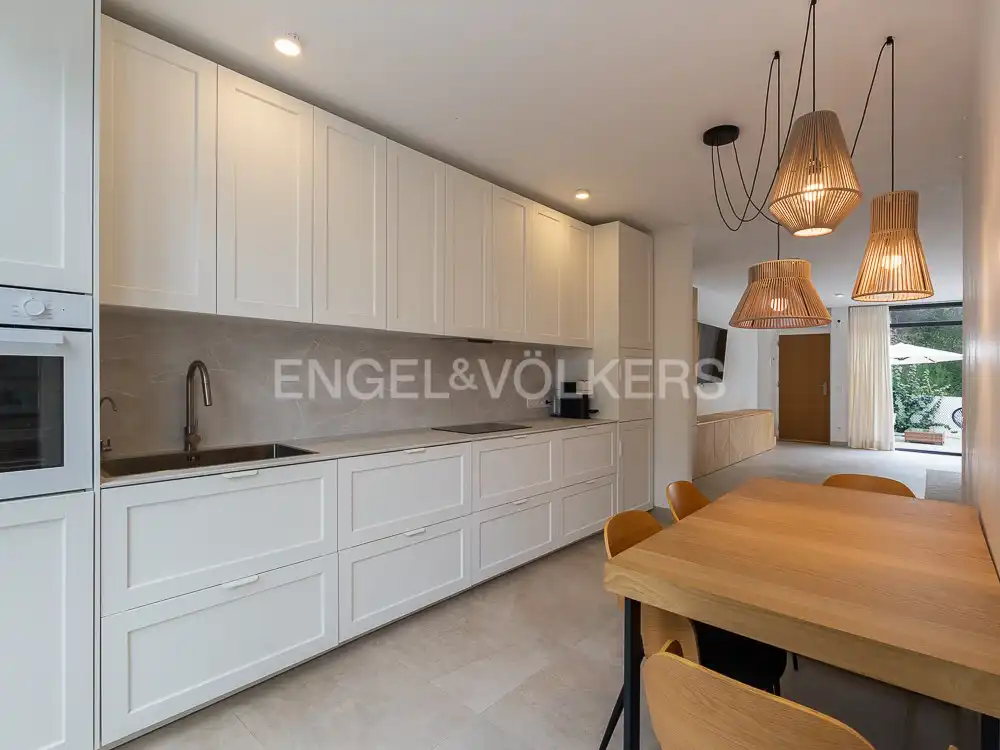 Kitchen of Houses for rent in Valencia  with Air Conditioner, Heating and Private garden