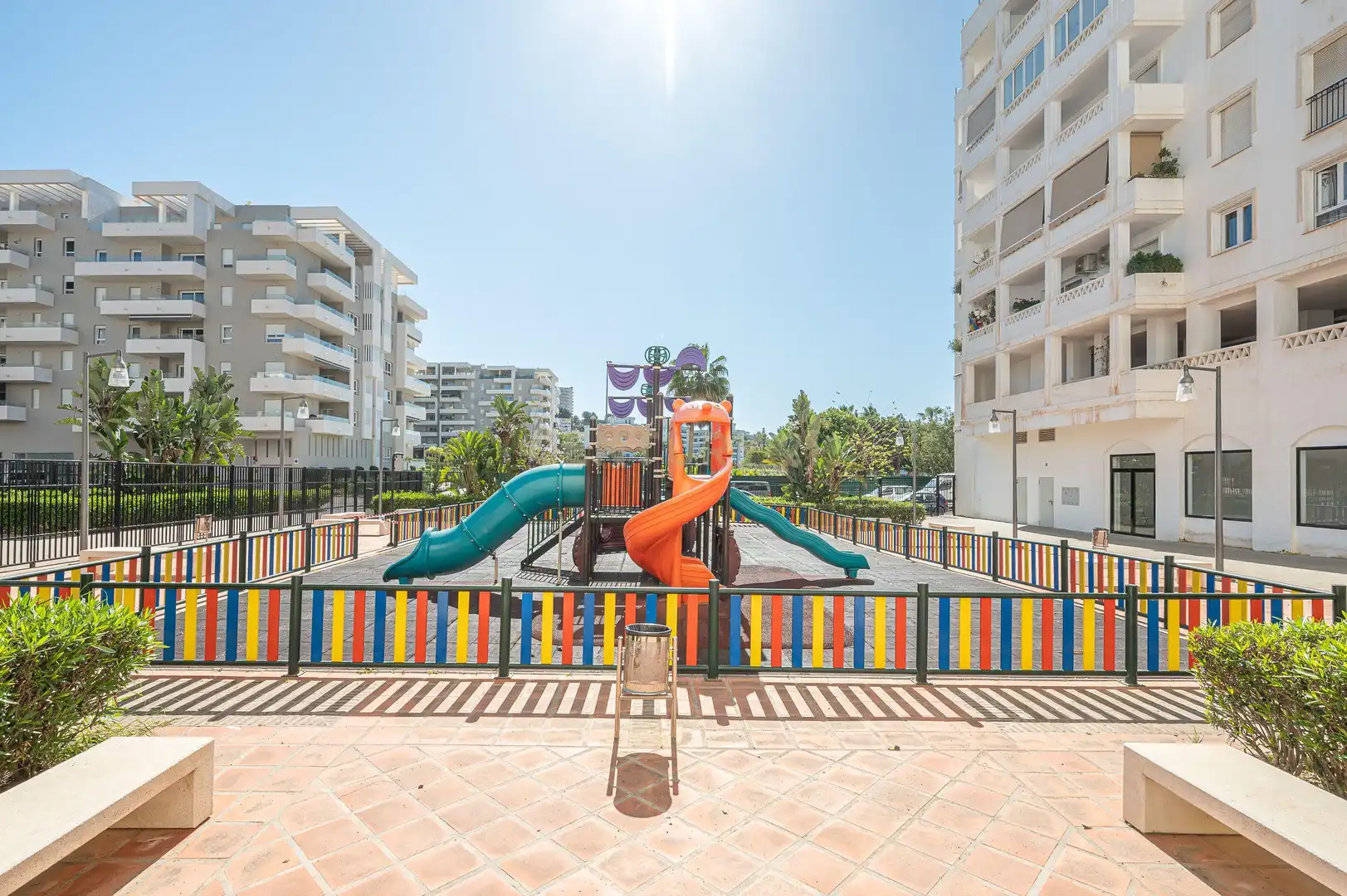 Vista exterior de Garatge en venda en Marbella