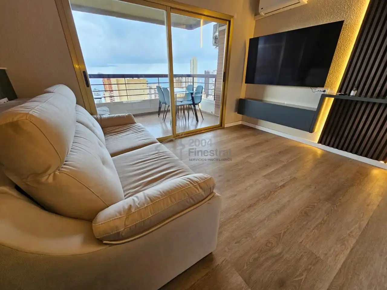 Living room of Study for sale in Benidorm  with Air Conditioner, Terrace and Furnished