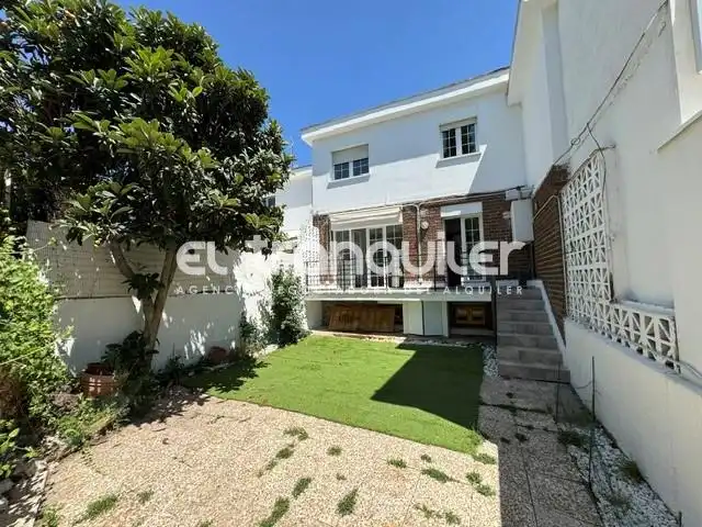 Exterior view of Detached homes for rent in Madrid  with Private garden, Terrace and Swimming Pool