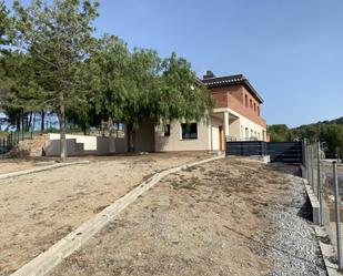 Exterior view of Single-family semi-detached for sale in Rubí  with Heating, Private garden and Terrace