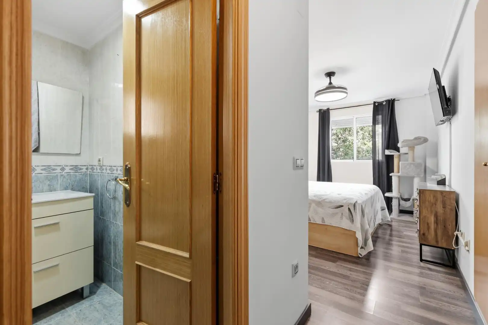 Habitación de Dúplex en venta en Sagunto / Sagunt con Aire acondicionado, Terraza y Trastero