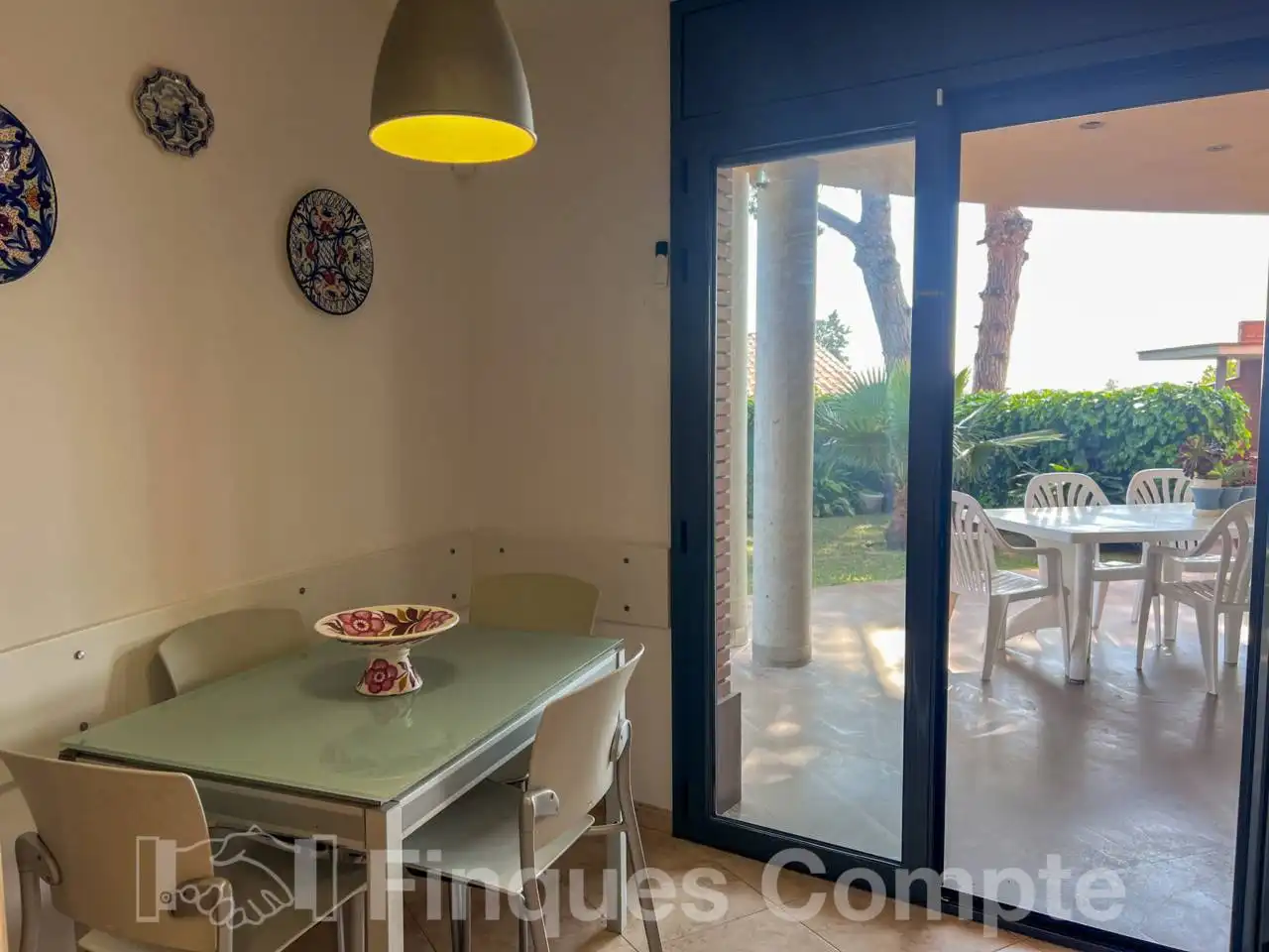 Houses for sale in Calle Montblanc, Roda de Berà