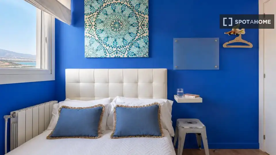 Habitación de Piso de alquiler en Montgat con Aire acondicionado, Calefacción y Amueblado