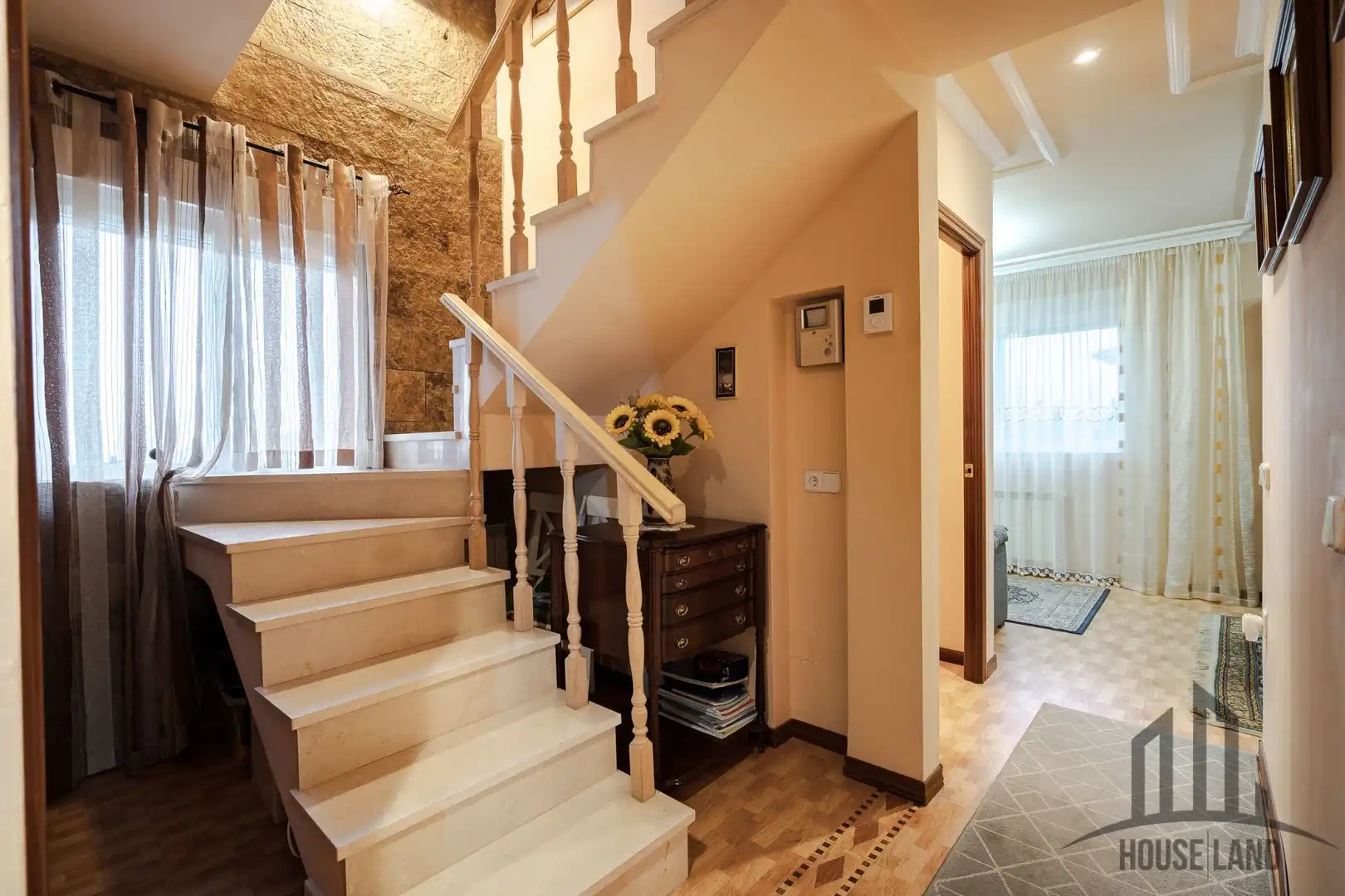 Houses for sale in Fuentenovilla  with Air Conditioner, Heating and Private garden