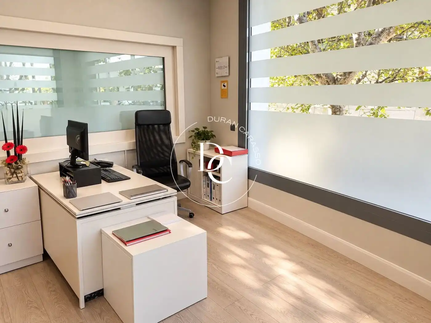 Oficina de alquiler en Centre