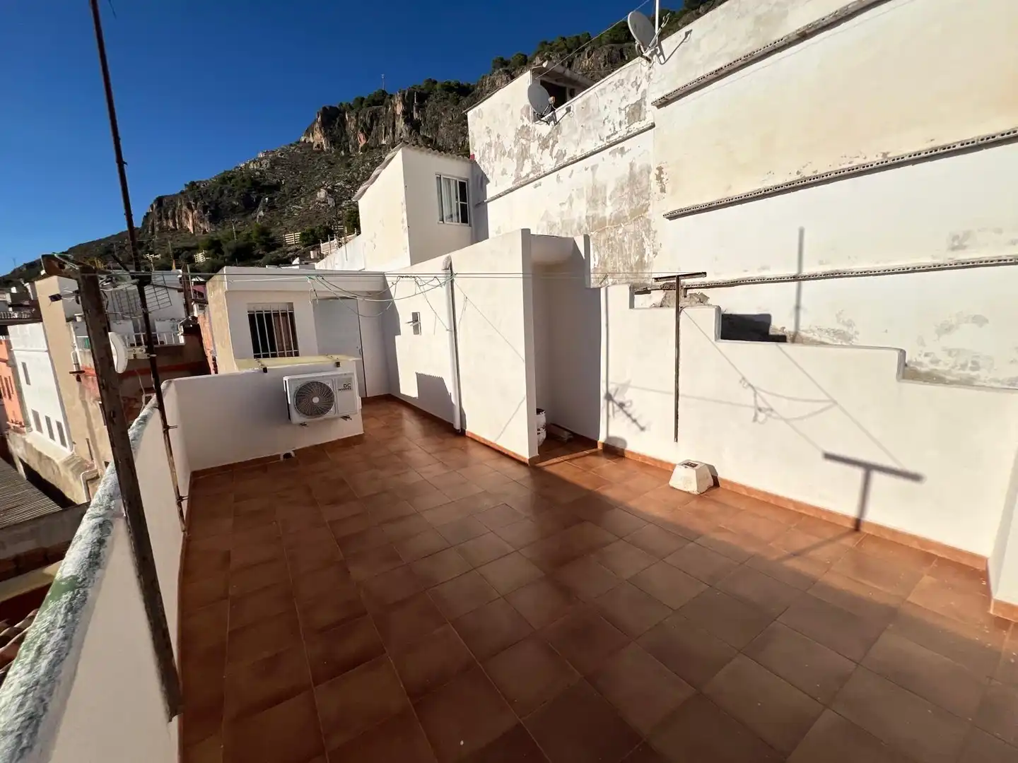 Casa a schiera con balcone in vendita a Calle BARREIG DEL POU, imagen 2