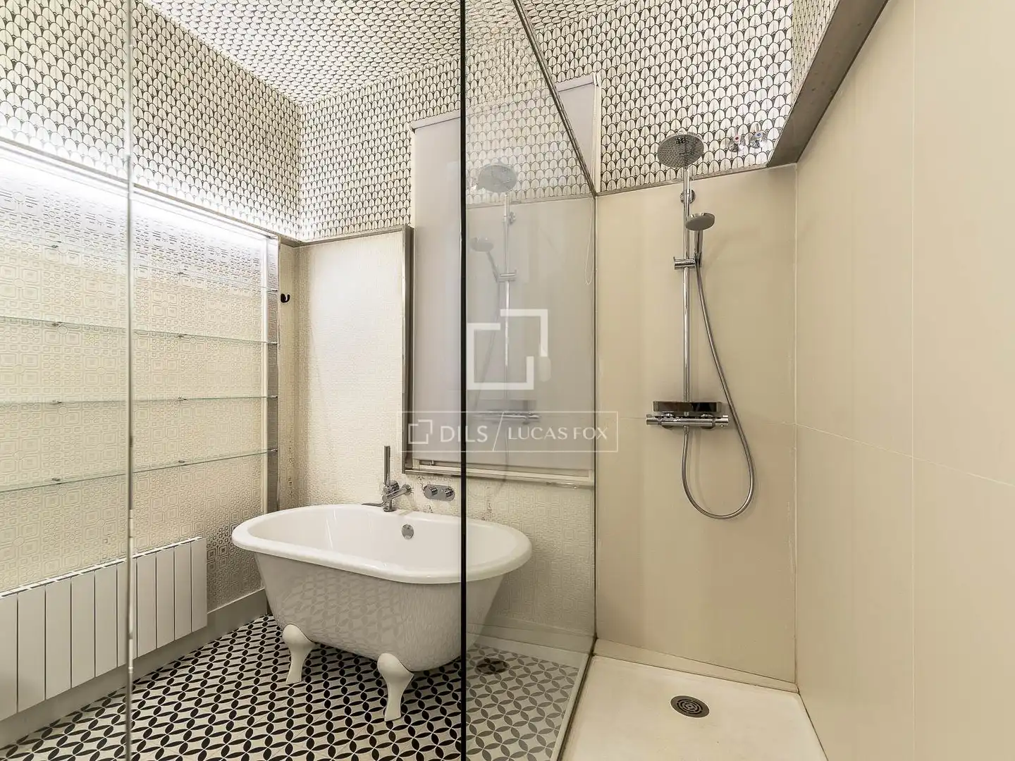 Baño de Piso en venta en Barcelona con Aire acondicionado, Calefacción y Parquet