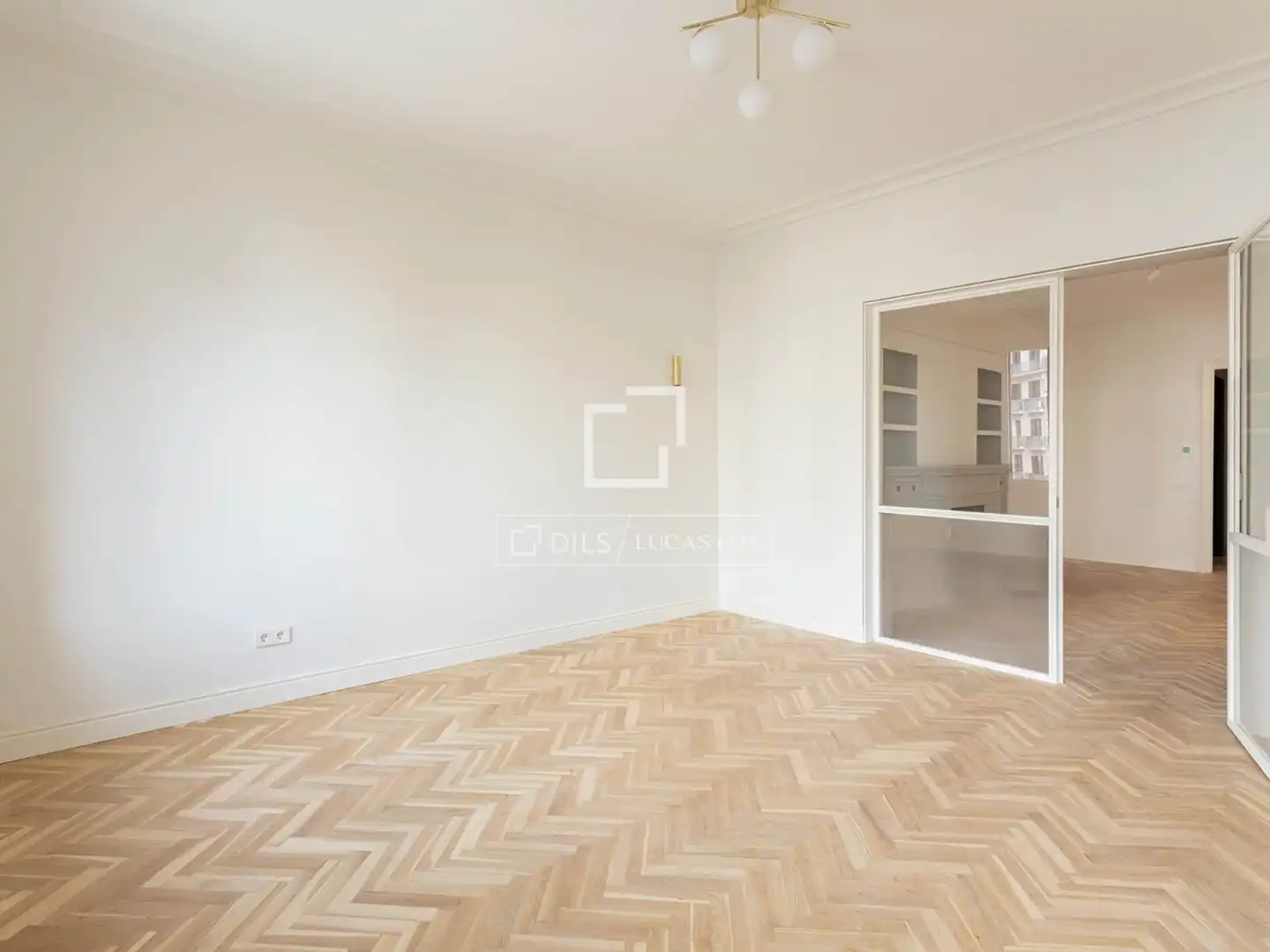 Bedroom of Flat for sale in Barcelona  with Air Conditioner, Heating and Parquet flooring