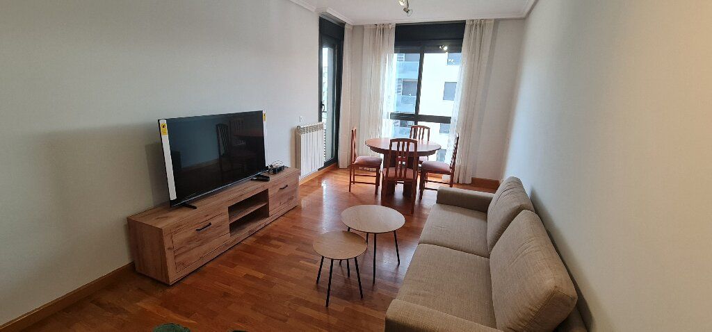 Living room of Apartment to rent in  Logroño  with Heating, Terrace and Storage room