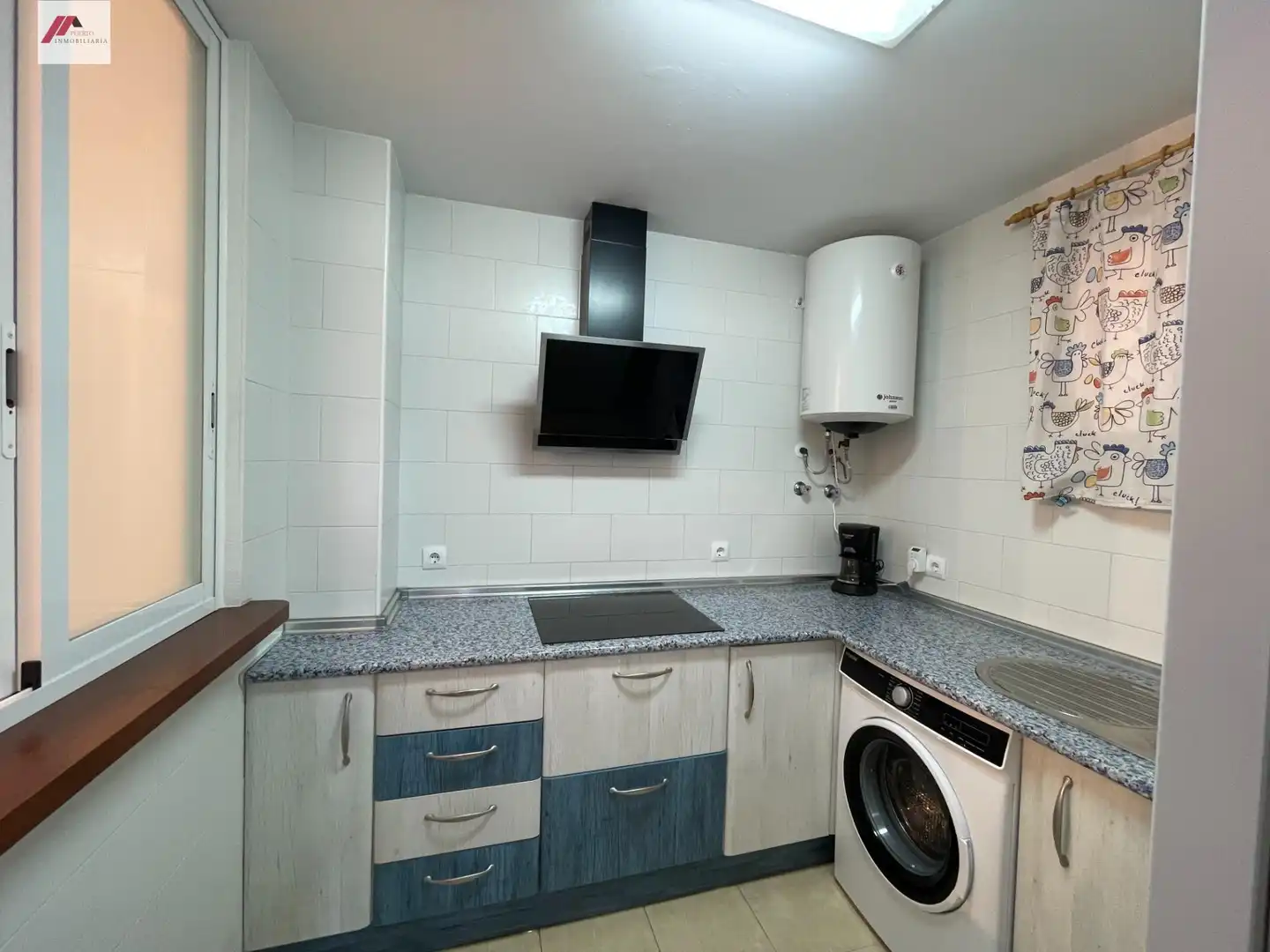 Cuina de Apartament en venda en El Puerto de Santa María amb Moblat