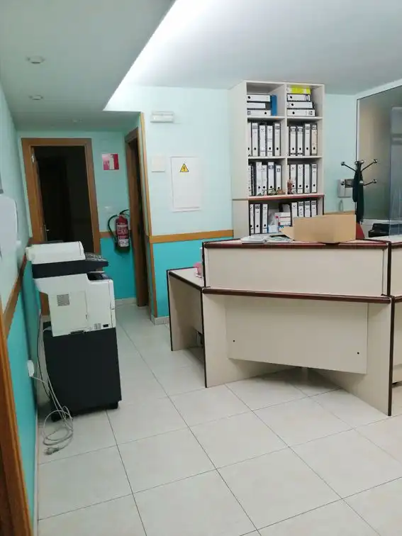 Geschaftsraum zur Miete in A Coruña Capital  mit Heizung
