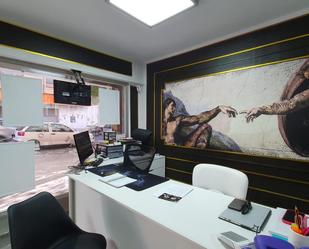 Premises to rent in  Valencia Capital  with Air Conditioner