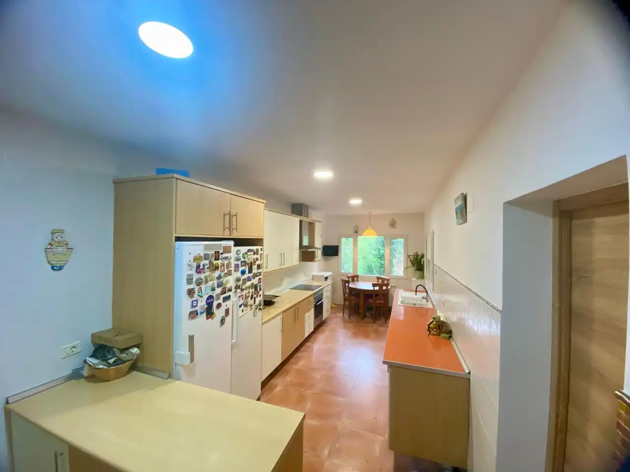 Cuina de Casa o xalet en venda en Benicasim / Benicàssim amb Aire condicionat, Jardí privat i Terrassa