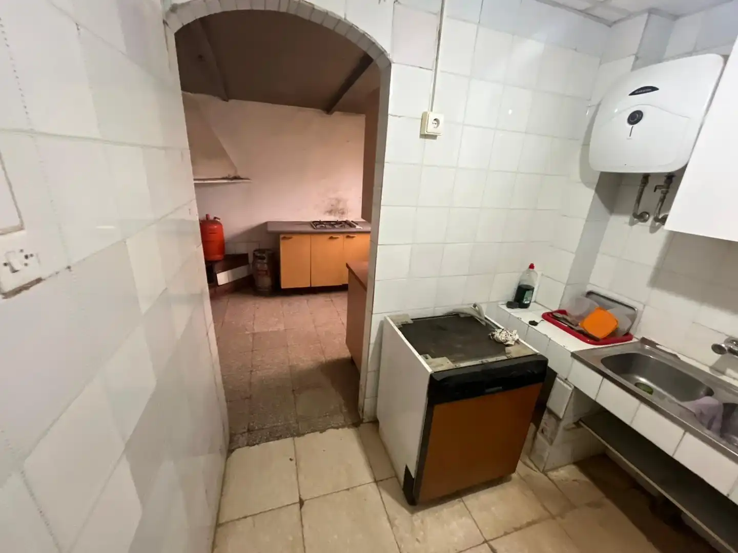 Kitchen of Houses for sale in Sevilla  with Private garden