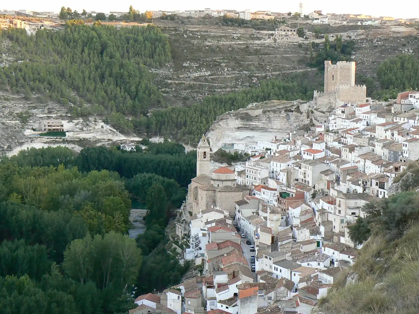 Casa rústica en venda a Alcalá del Júcar