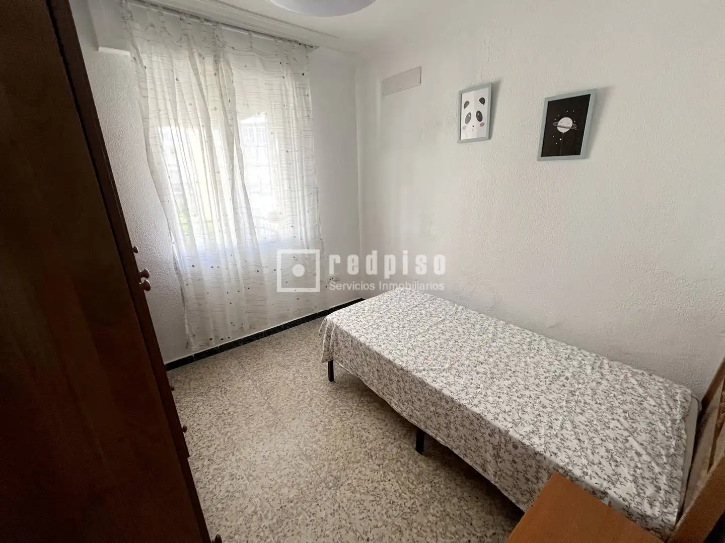 Bedroom of Flat for rent in Sevilla  with Air Conditioner, Private garden and Terrace