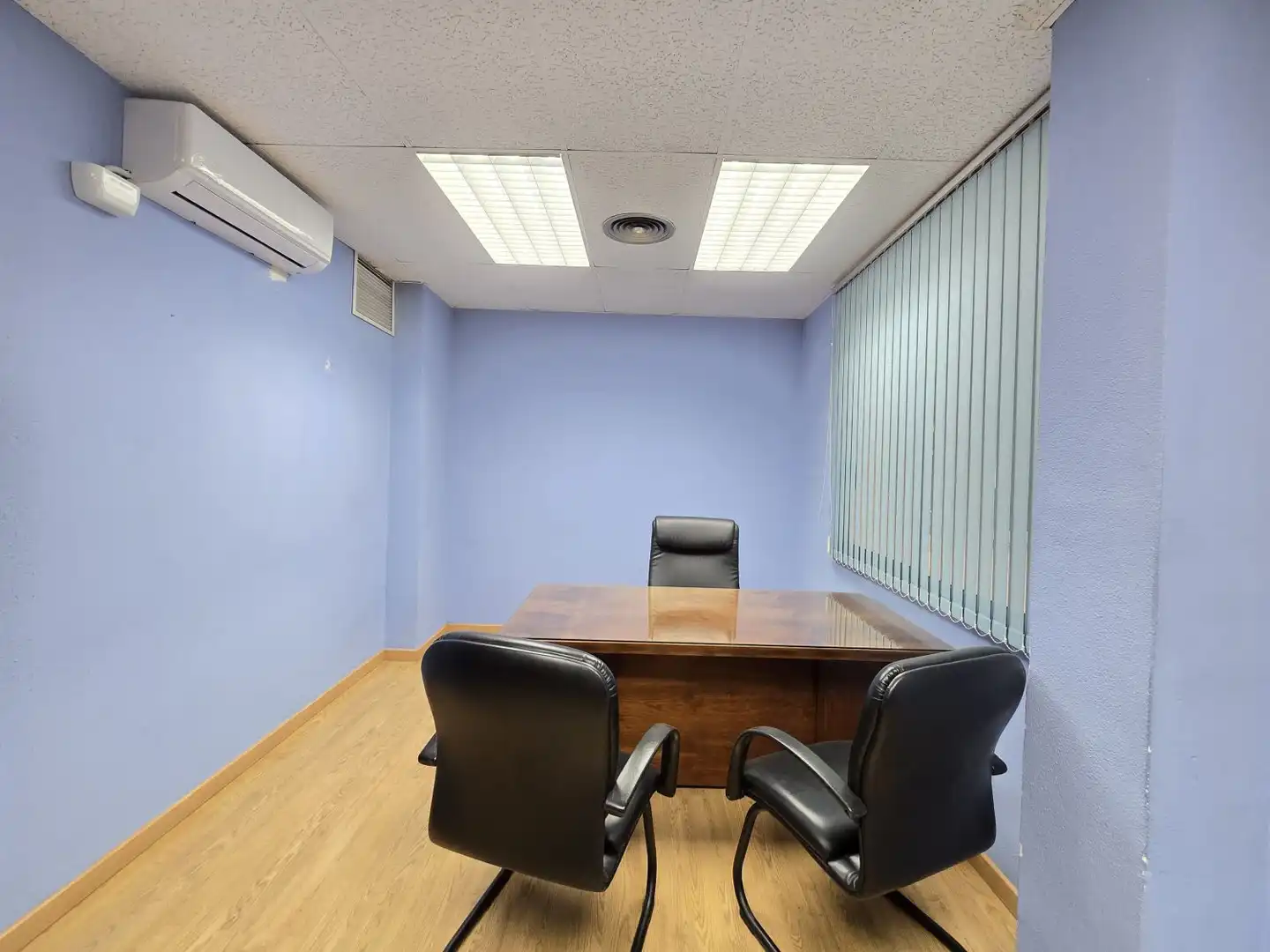 Büro zur Miete in Málaga mit Klimaanlage und Heizung