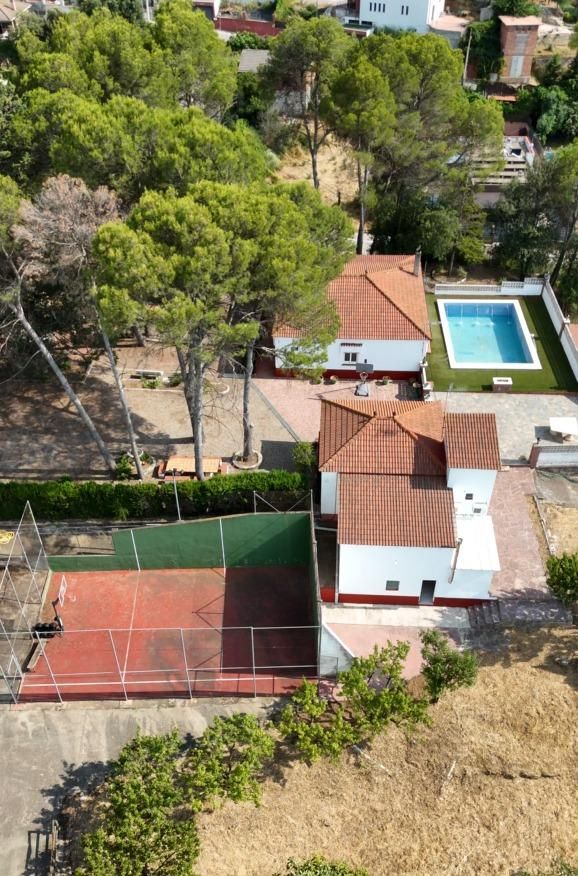 Jardí de Casa o xalet en venda en Vacarisses amb Aire condicionat i Jardí privat