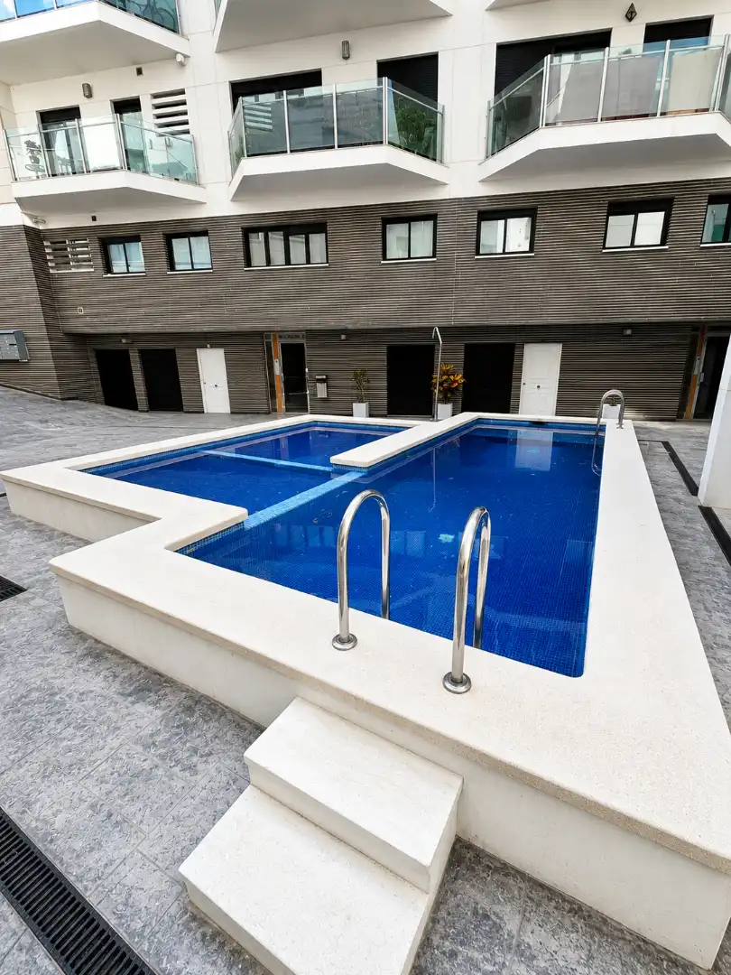 Piscina de Ático en venta en Sant Joan d'Alacant con Aire acondicionado, Parquet y Terraza
