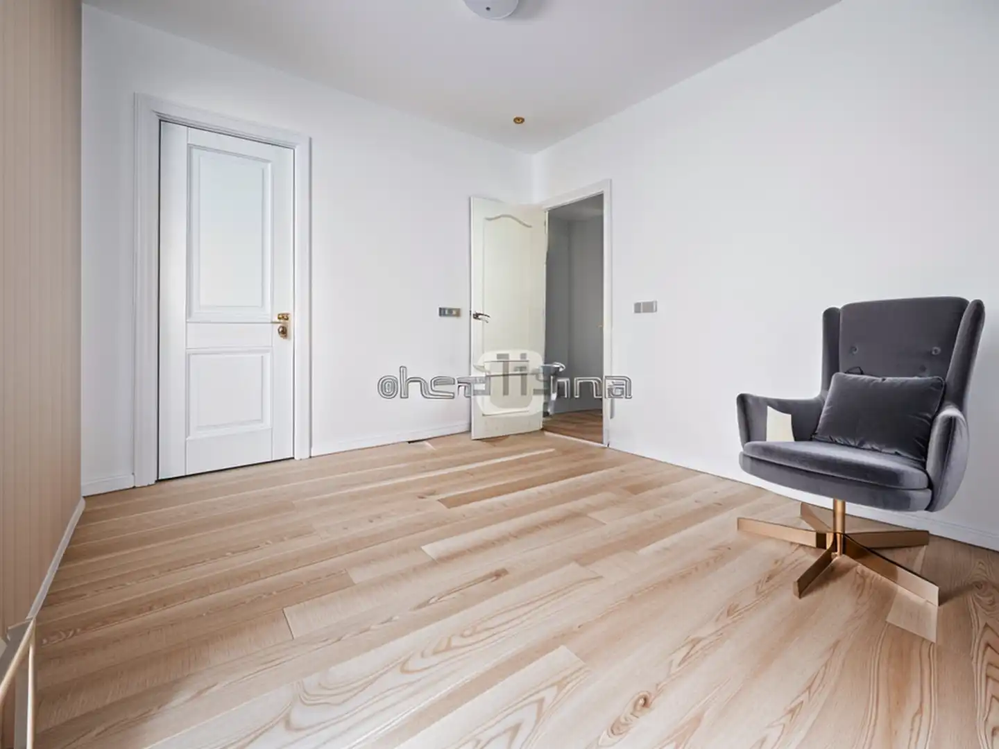 Habitación de Piso en venta en Santa Coloma de Gramenet con Parquet, Amueblado y Internet