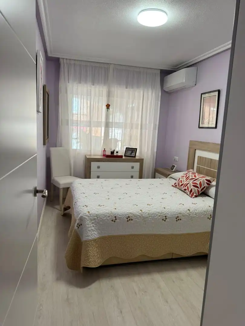 Bedroom of Apartments for sale in Torrevieja  with Air Conditioner, Furnished and Alarm