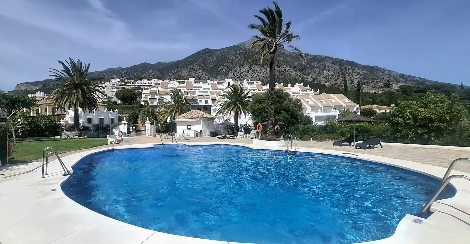 Vista exterior de Apartamento en venta en Istán