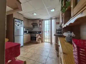 Cuina de Casa adosada en venda en Santa Cruz de Tenerife amb Aire condicionat, Terrassa i Traster