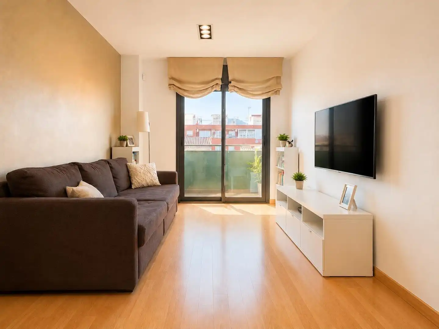 Sala de estar de Dúplex en venta en Terrassa con Aire acondicionado, Calefacción y Terraza