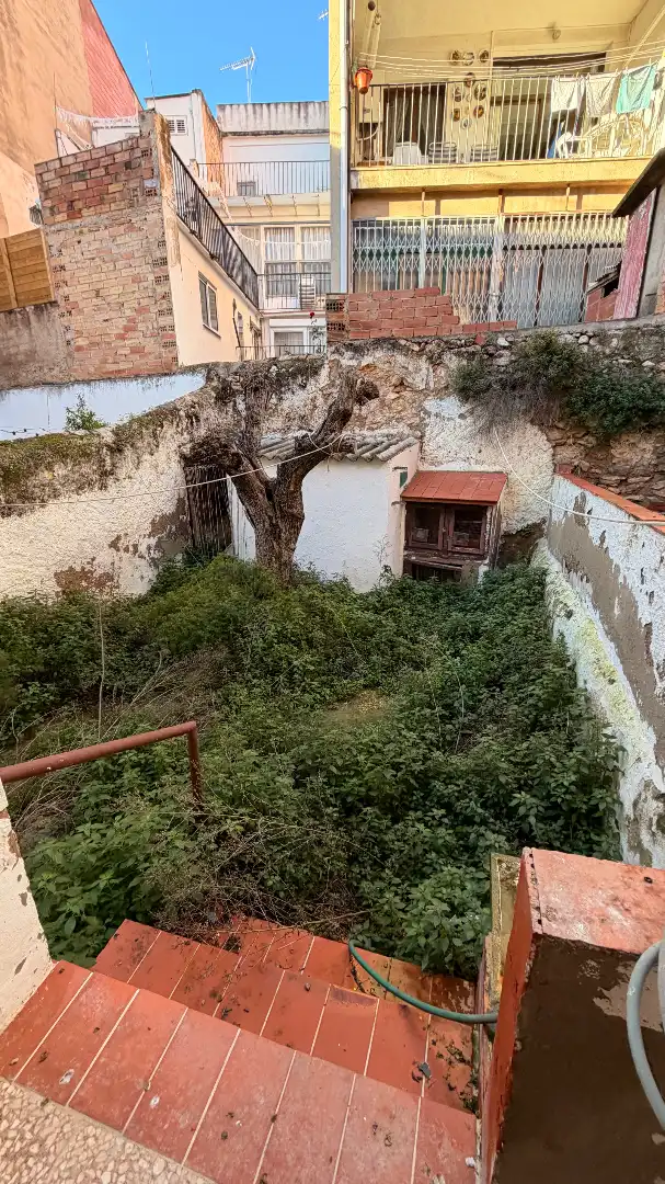 Vista exterior de Casa adosada en venta en Torredembarra con Jardín privado, Terraza y Balcón