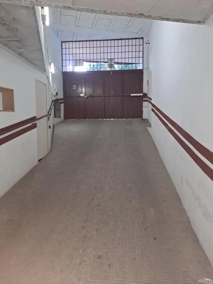 Parking à louer à Plaza de Andalucía, imagen 2