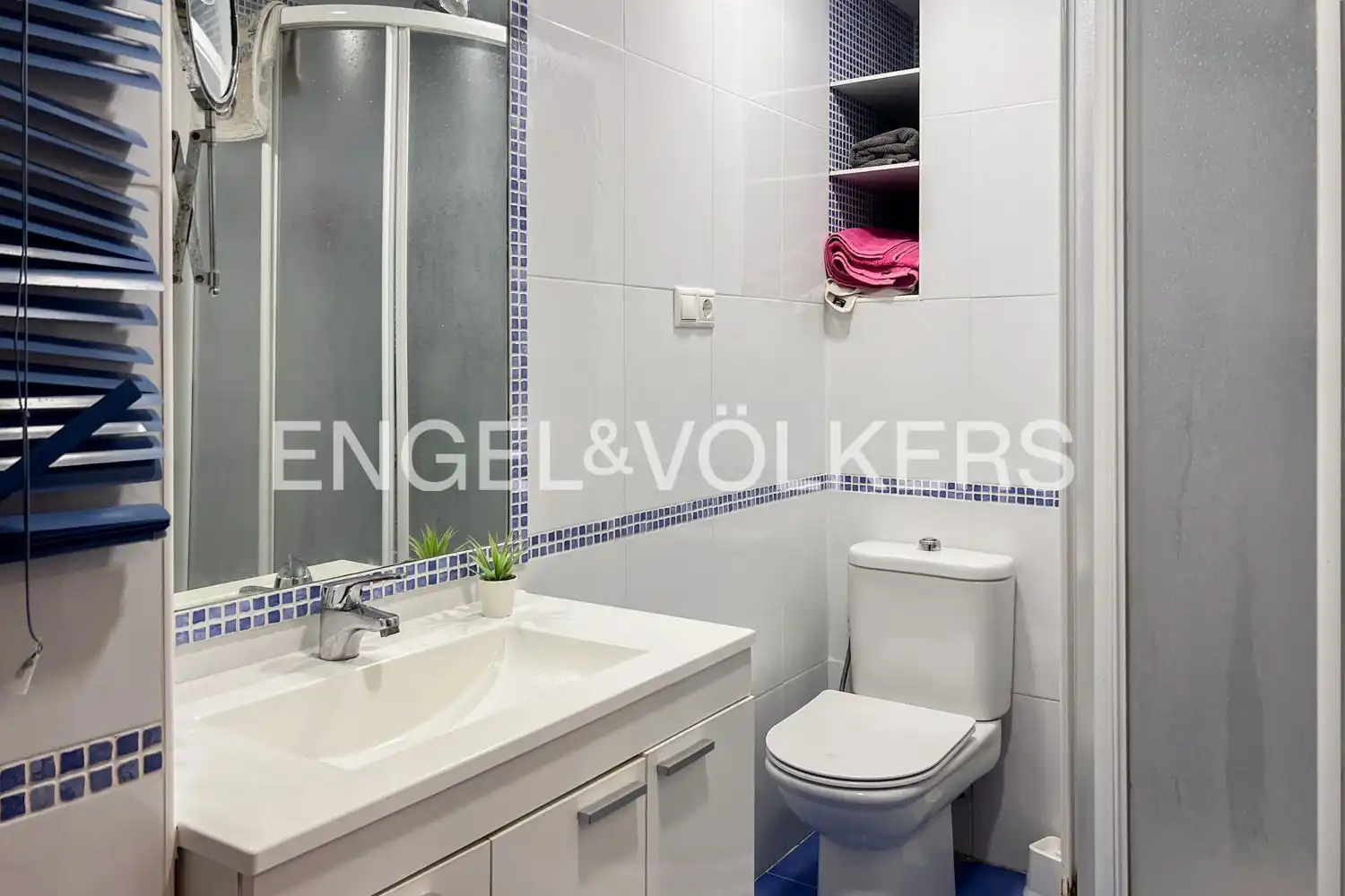 Badezimmer von Wohnung zur Miete in La Pobla de Farnals mit Heizung, Privatgarten und Schwimmbad
