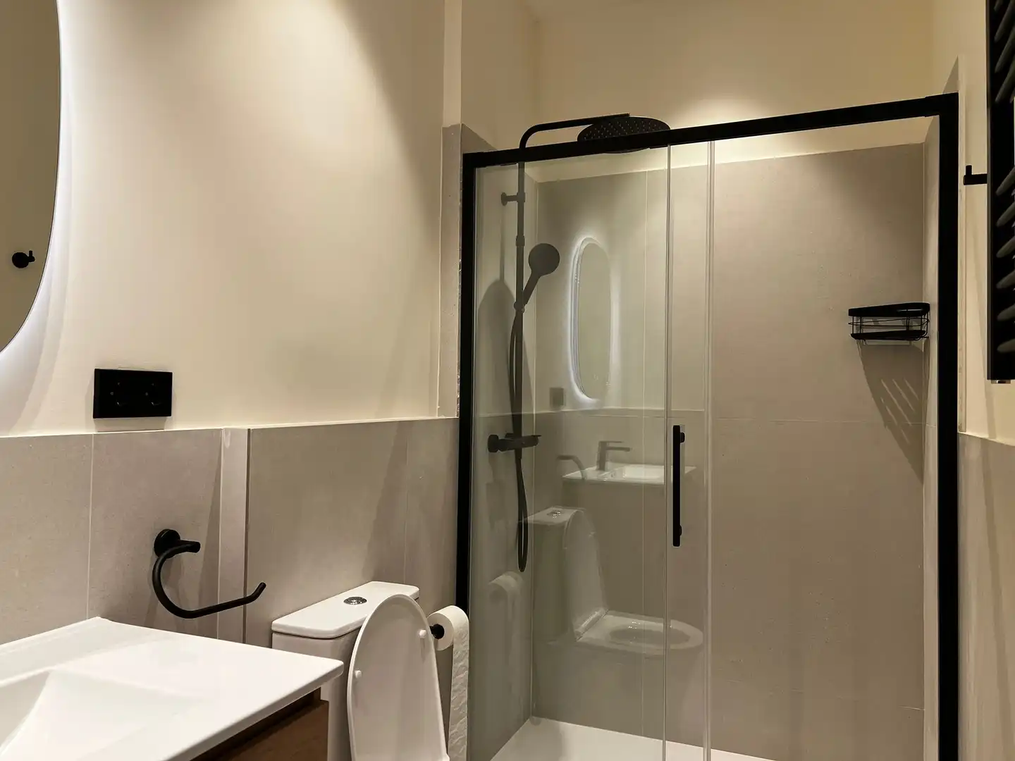 Baño de Planta baja en venta en  Madrid Capital
