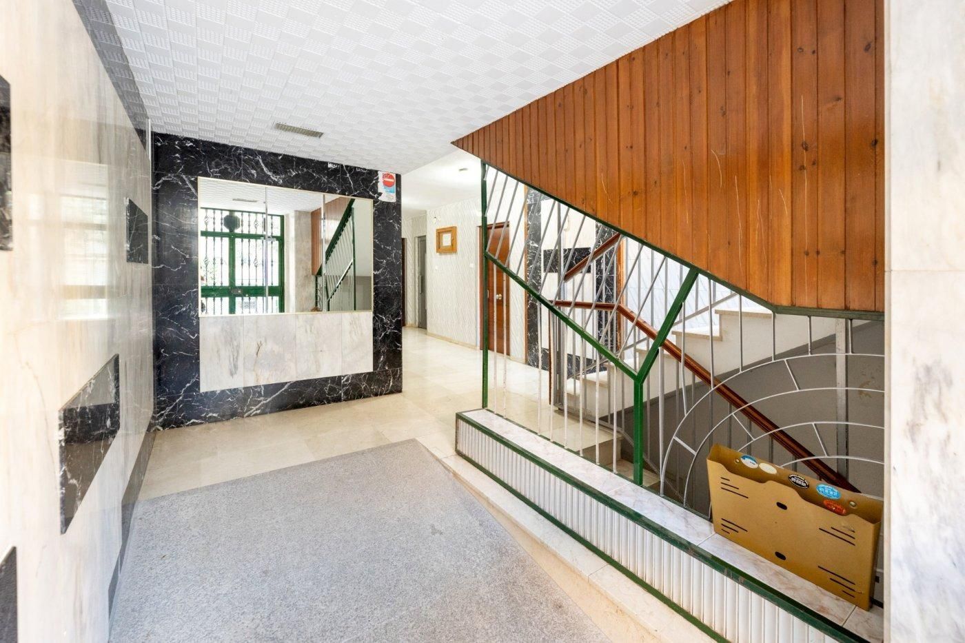 Flat for sale in  Granada Capital  with Balcony