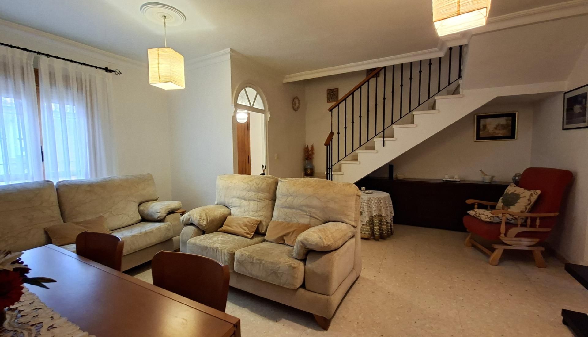 Casa adosada en venta