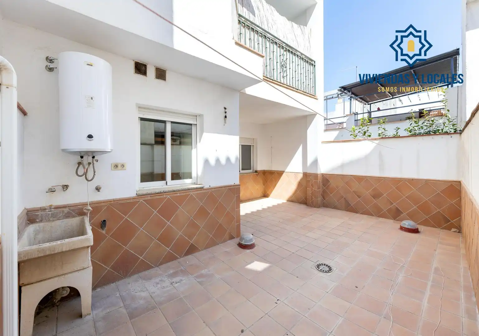 Terraced house with terrace for sale in San Antón, imagen 8