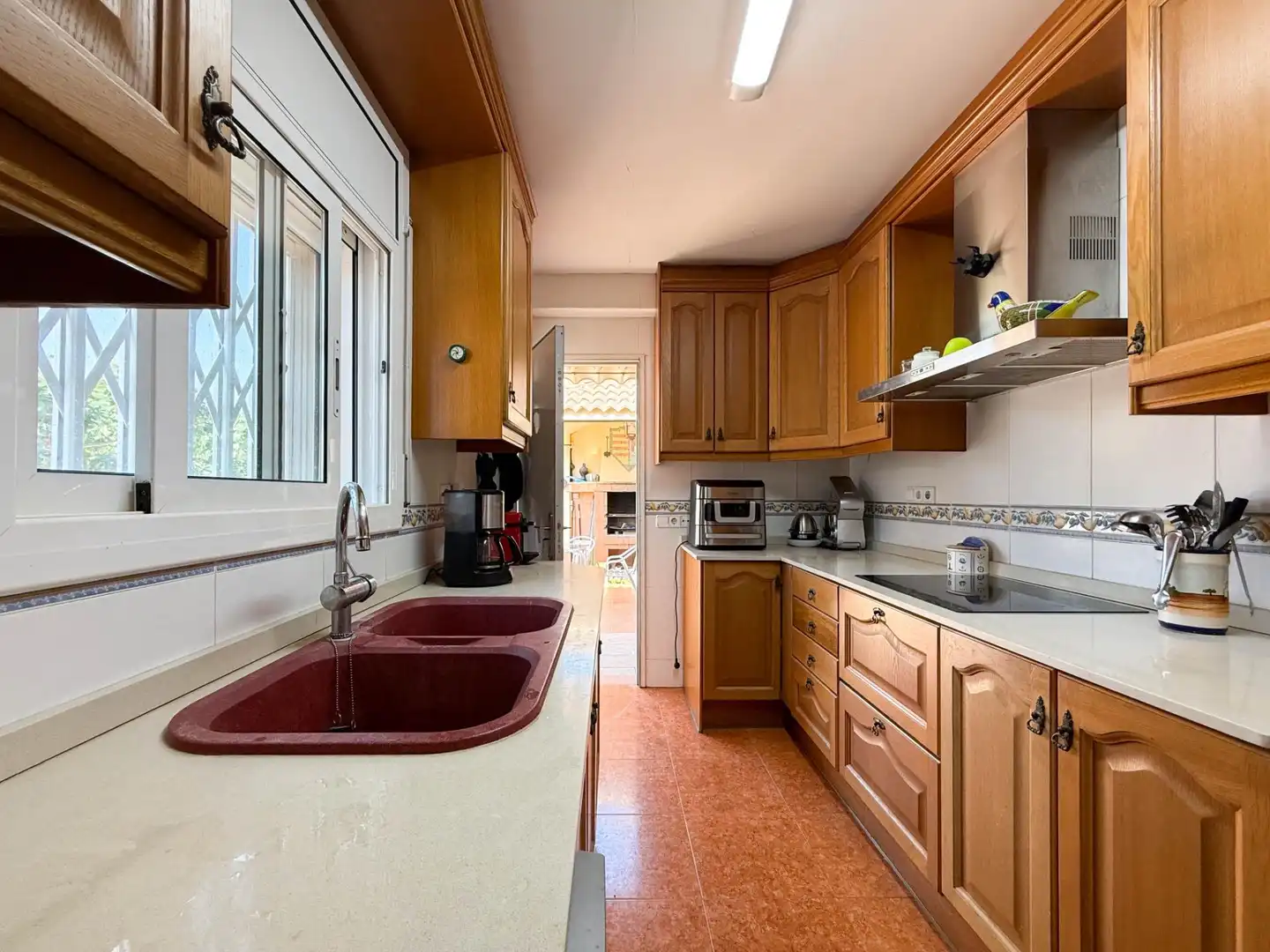 Cocina de Casa o chalet en venta en Sant Pere de Ribes con Aire acondicionado, Calefacción y Jardín privado