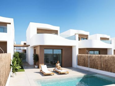 Detached house with pool for sale in Los Montesinos