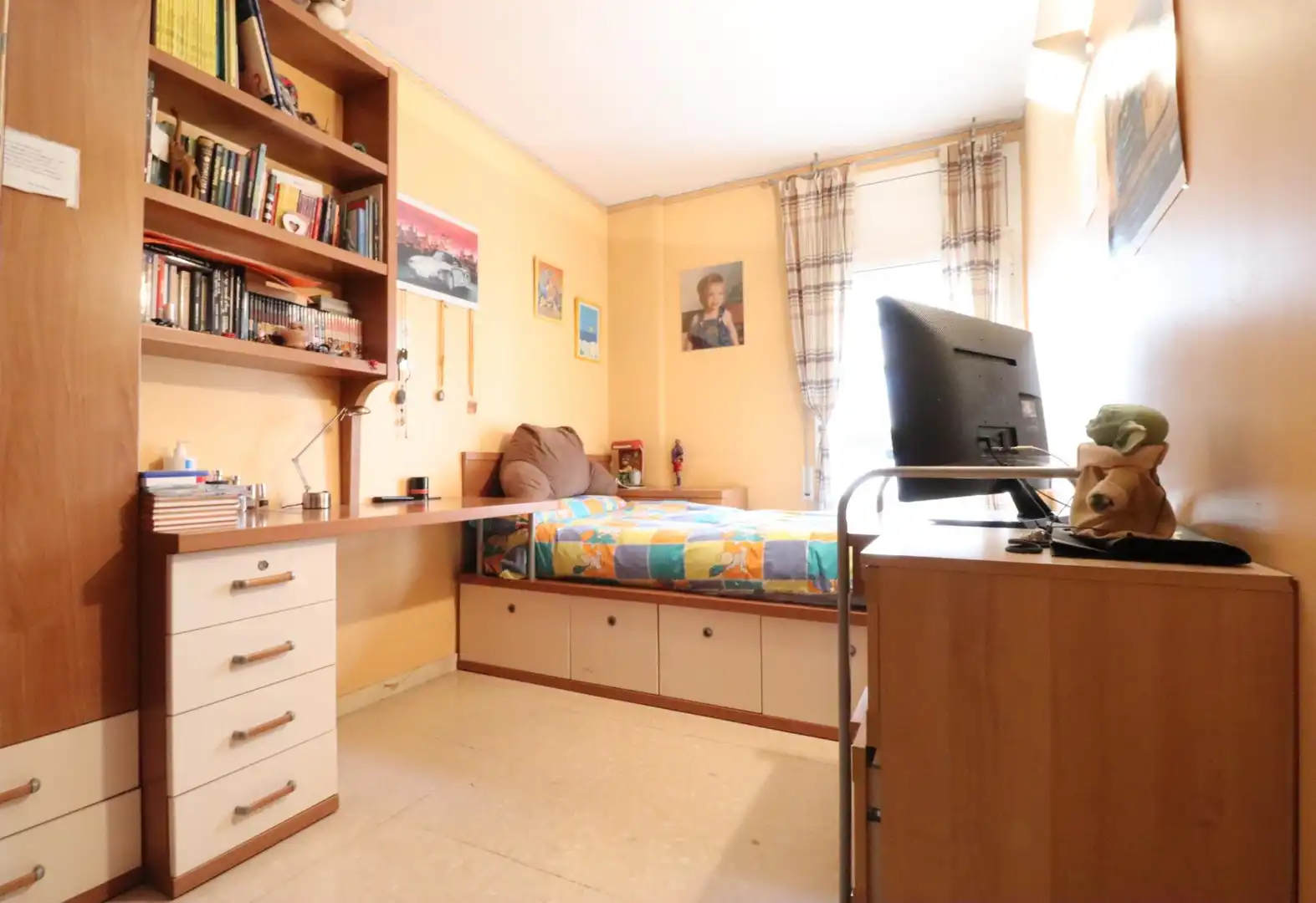 Schlafzimmer von Wohnung zum Verkauf in Sabadell mit Klimaanlage, Heizung und Terrasse