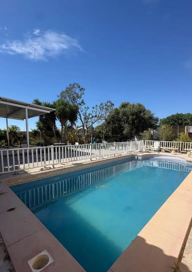 Piscina de Finca rústica en venta en Sanlúcar de Barrameda con Jardín privado, Piscina y Amueblado