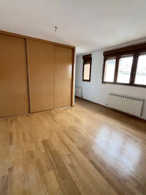 Habitación de Casa o chalet en venta en Corcos con Calefacción, Jardín privado y Terraza